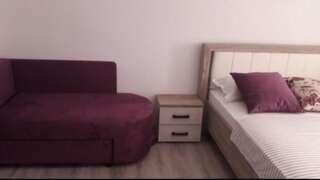 Гостевой дом Small beach accomodation FLORA e NUZI Улцинь Двухместный номер Делюкс с 1 кроватью или 2 отдельными кроватями, вид на город-1