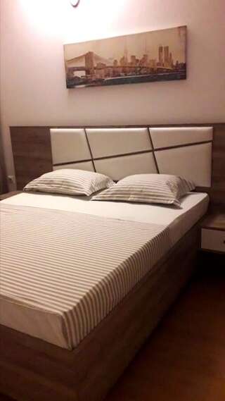 Гостевой дом Small beach accomodation FLORA e NUZI Улцинь-2